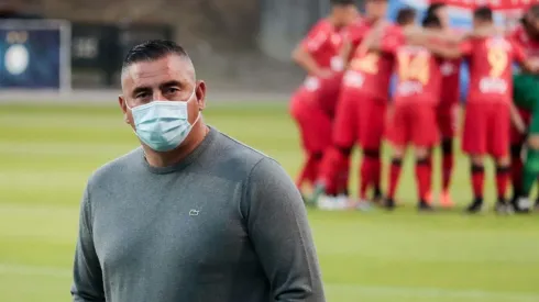 Jaime García siempre reúne a los jugadores en la cancha después de los partidos