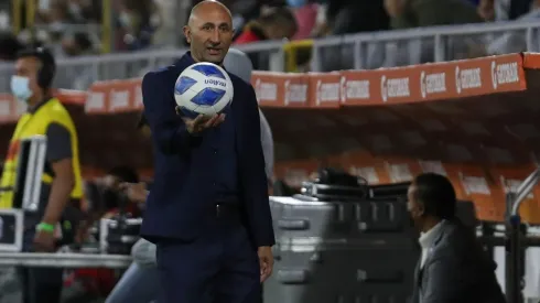 El DT cruzado puso la calma en la previa del choque ante Everton.