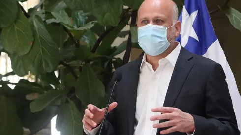 ¿Quién le entregará la banda presidencial a Gabriel Boric?