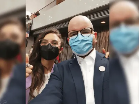 “Giorgio Jackson pelao y yo con canas”: Camila Vallejo postea foto con Jackson