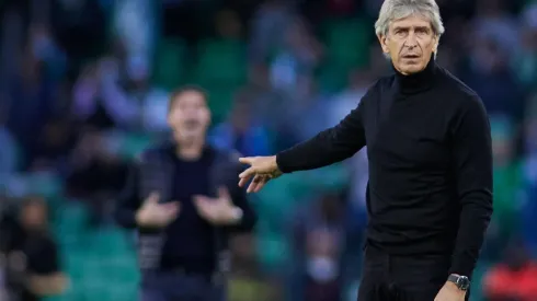 Manuel Pellegrini busca la manera de pasar esta parte de la temporada.