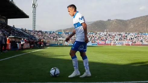 Fabián Orellana estira su mal presente en la UC esta temporada