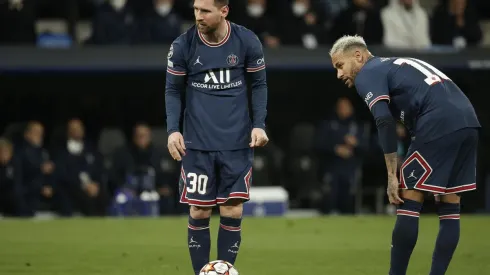 Lionel Messi y Neymar fueron señalados por la afición del PSG.