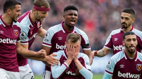 Andriy Yarmolenko celebró de la manera más emotiva.