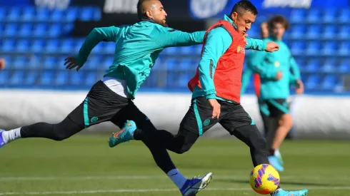 Arturo Vidal y Alexis Sánchez se entrenan extra para ayudar a Chile