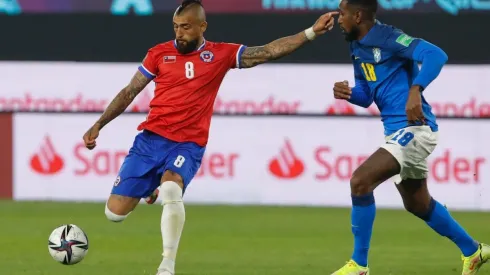 Arturo Vidal aún no llega a Brasil y ya tiene a sus primeros críticos