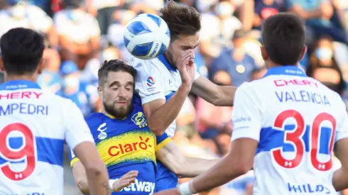 Lucas Melano apenas suma dos partidos en la UC desde que arribó