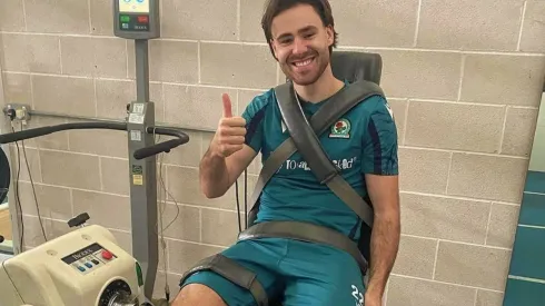 Ben Brereton pisó una cancha por primera vez el domingo pasado y la selección chilena espera que viaje desde Inglaterra lo antes posible