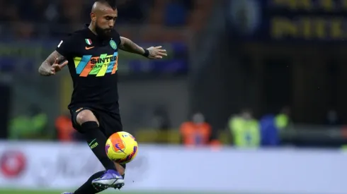 En Italia le dan con todo a Arturo Vidal tras sus dichos