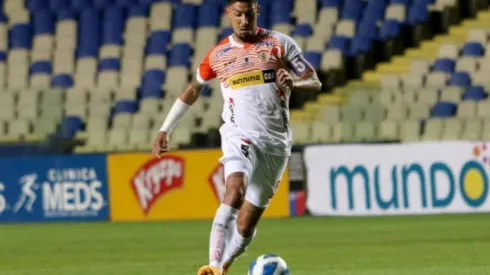 El capitán loíno sacó la voz del camarín dispuesto ayudar con el club.