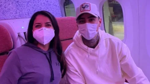 La fotografía subida en las redes sociales por Michelle Cortés con Erick Pulgar