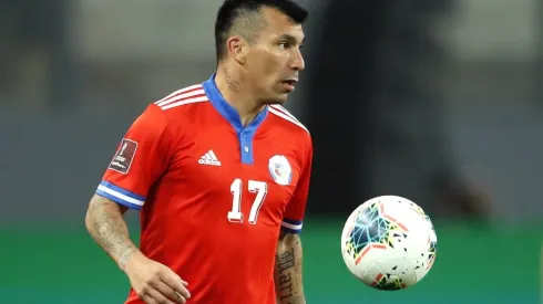 Gary Medel, una foto y arenga antes de viajar a Brasil por una nueva hazaña con la Roja.