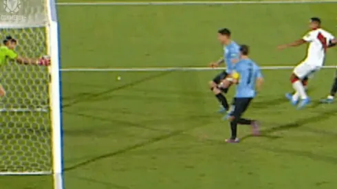 En Perú siguen acusando "cogoteo" y pionero del VAR asegura que se manipularon las imágenes para no cobrar el gol incaico ante Uruguay.