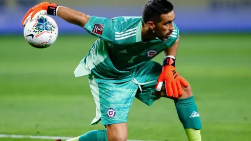 Claudio Bravo le envió un emotivo mensaje a sus compañeros previo al choque con Uruguay