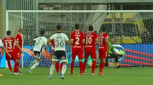 Golazo de Gabriel Costa contra La Calera para meter arriba a Colo Colo.