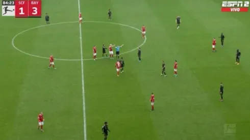 Bayern Munich estuvo unos segundos con 12 jugadores en campo.