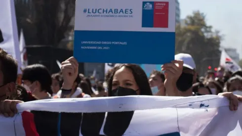 La Confech convoca al primer paro estudiantil en el Gobierno de Boric, exigiendo el aumento del monto de la Tarjeta Junaeb