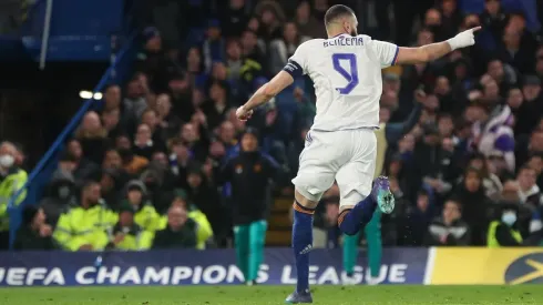 Karim Benzema celebra uno de sus goles ante Chelsea