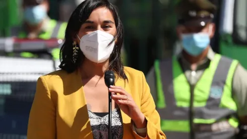 Izkia Siches recibe las críticas de la oposición.