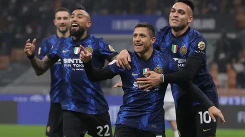 La Gazzetta empieza a despedir a Alexis y Vidal, pero apuesta por un adiós de calidad.