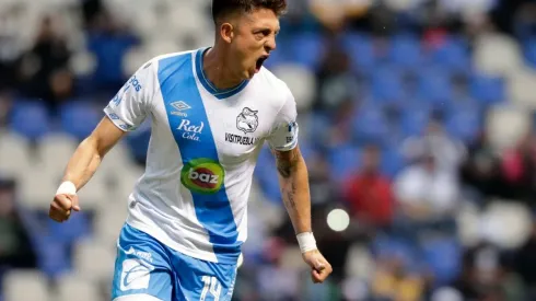 El volante formado en Ñublense abrió el marcador para Puebla ante Pumas.