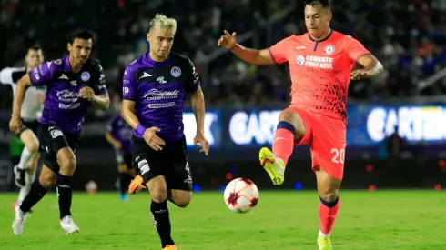 Iván Morales empieza a ser importante en Cruz Azul