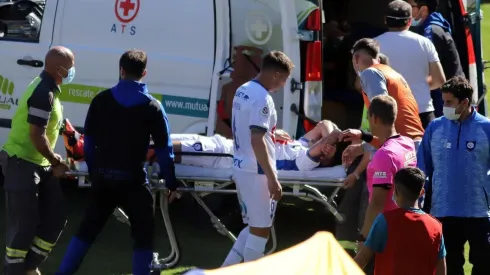 Nicolás Ramírez sufre grave fractura contra Everton. ¡Mucha fuerza y pronta recuperación!