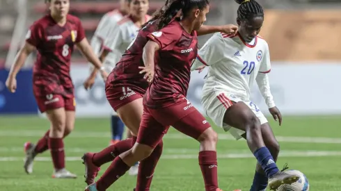 La Roja Fem Sub-20 tropieza frente a Venezuela y pende de un hilo