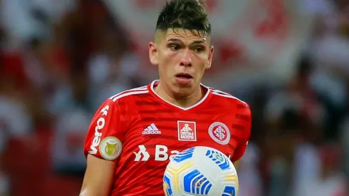 Carlos Palacios quiere renacer en Brasil y volver a la Roja.