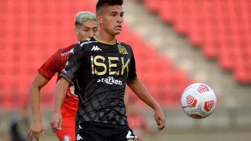 Benjamín Galdames fue castigado por sus gestos ante Colo Colo