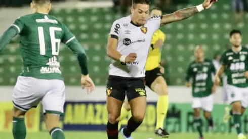 Javier Parraguez jugó todo el partido