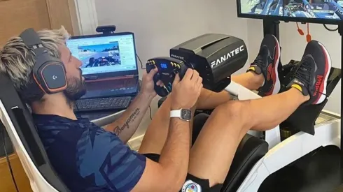 Agüero inyectado en la pantalla