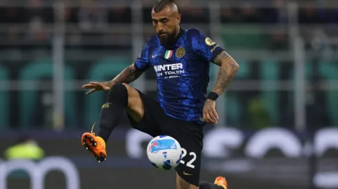 Arturo Vidal se matriculó con una asistencia en el triunfo ante el AC Milan
