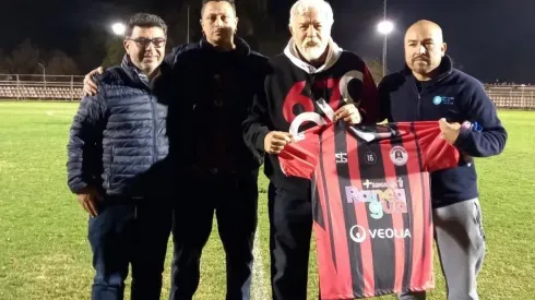 El Profesor Rosa en la Noche Rojo y Negro de Rancagua Sur.