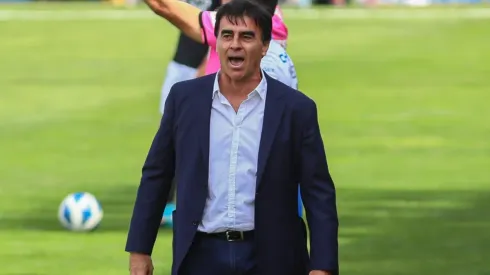 Gustavo Quinteros fue expulsado y, cuando llegó al camarín del cuerpo técnico de Colo Colo, dio cuenta que habían robado.