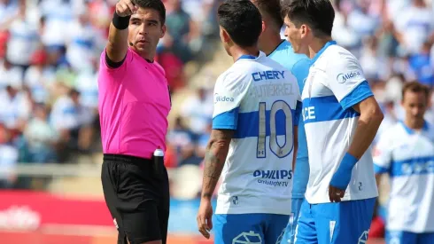 José Cabero no tuvo contemplaciones al denunciar los violentos incidentes del encuentro entre Universidad Católica y Colo Colo