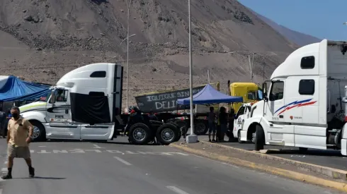 ¿Qué rutas continúan bloquedas con el Paro de Camioneros?