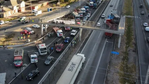 El paro de camioneros comenzó el lunes 25 de abril.