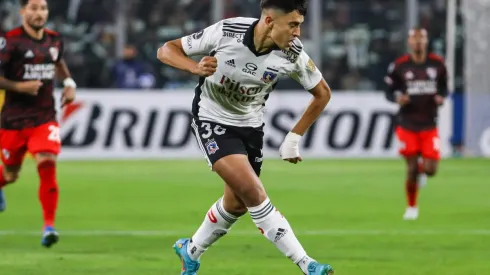 Pablo Solari se llevó elogios de Mariano Closs y Diego Latorre en la transmisión del Colo Colo vs. River Plate.