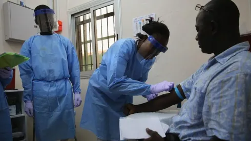 Vacunación contra el ébola 2015