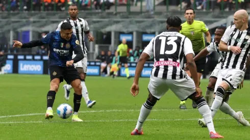 Alexis Sánchez y Arturo Vidal ingresaron en el final para salvar un desastre del Inter