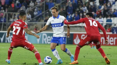 La UC buscará sumar tres puntos claves de cara a los octavos de final de Copa Libertadores.