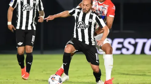 El chileno aparece en los citados para el duelo entre Libertad y Caracas FC