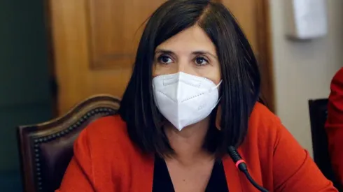 La ministra de Justicia, Marcela Ríos, estuvo en el Senado.