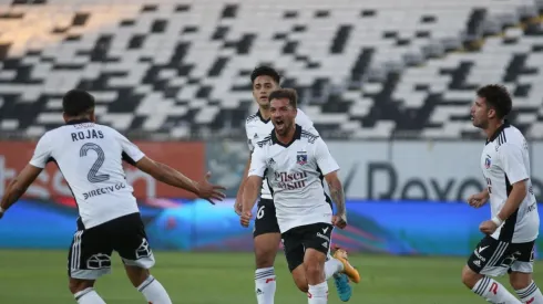 Colo Colo deberá jugar sin público por orden del gobierno