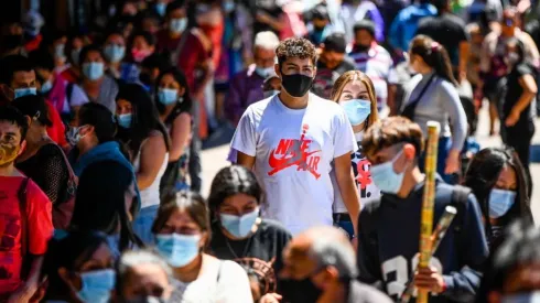 ¿En qué fase hay que usar mascarilla en lugares abiertos?