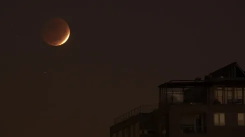 ¿Cuándo es el Eclipse Lunar y a qué hora se podrá ver en Chile?