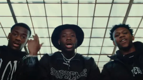 Alphonso Davies junto a sus compañeros de la banda The Stugang Collective