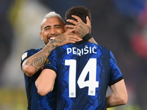 Modo líder: el King la rompe con ruda protección a Perisic ante Juventus