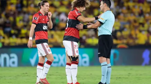 David Luiz quedó fuera de la convocatoria del Flamengo por una lesión en la pantorrilla derecha